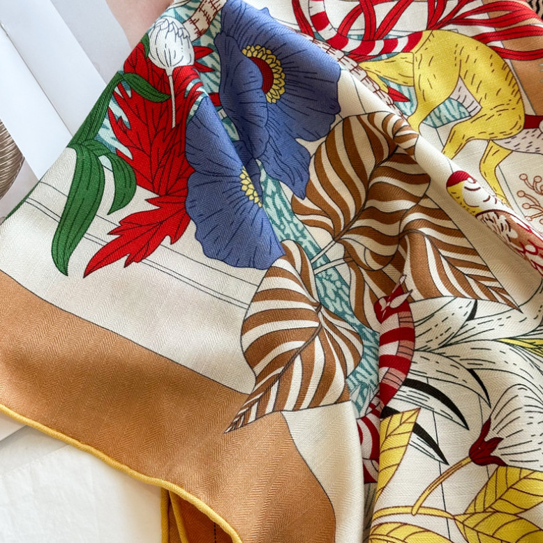 70% Cashmere 30% Silk Wrap Scarf garden Print Double Face Print Shawl 135X135cm