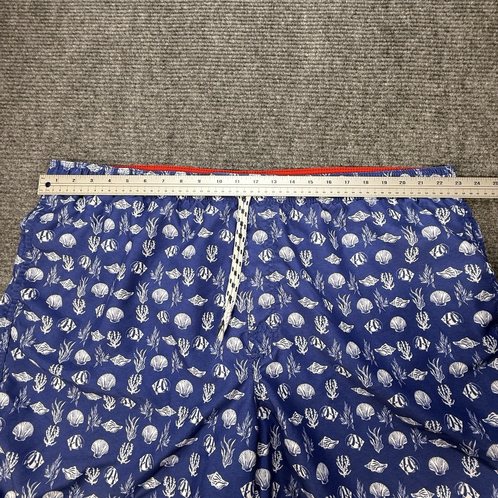 Newport Blue Men’s Swim Trunks 2XL Blue Fish Coral Print Mesh Lined Shorts