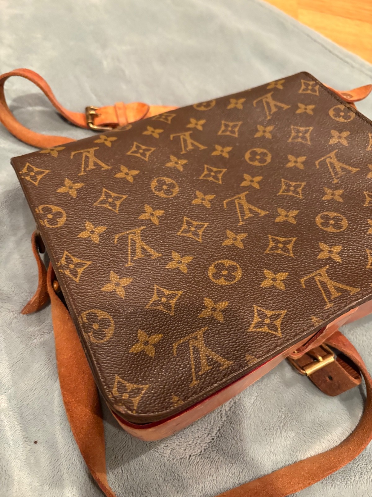 louis vuitton crossbody women