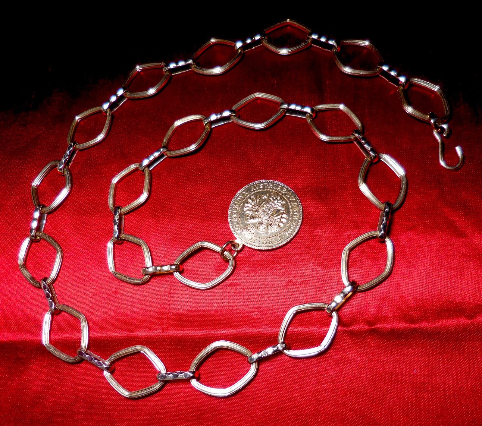 BELT CHAIN FASHION Vintage Accessory MARIA THERESIA 37 inches