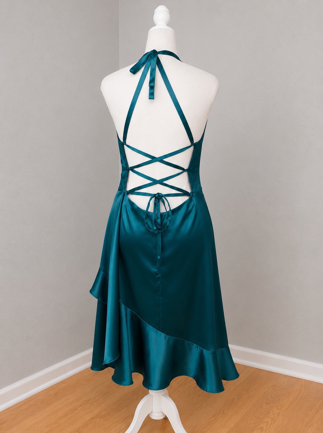 #9 – 8D Emerald Green Halter sweetheart neckline satin slip dress-1X/Size 16