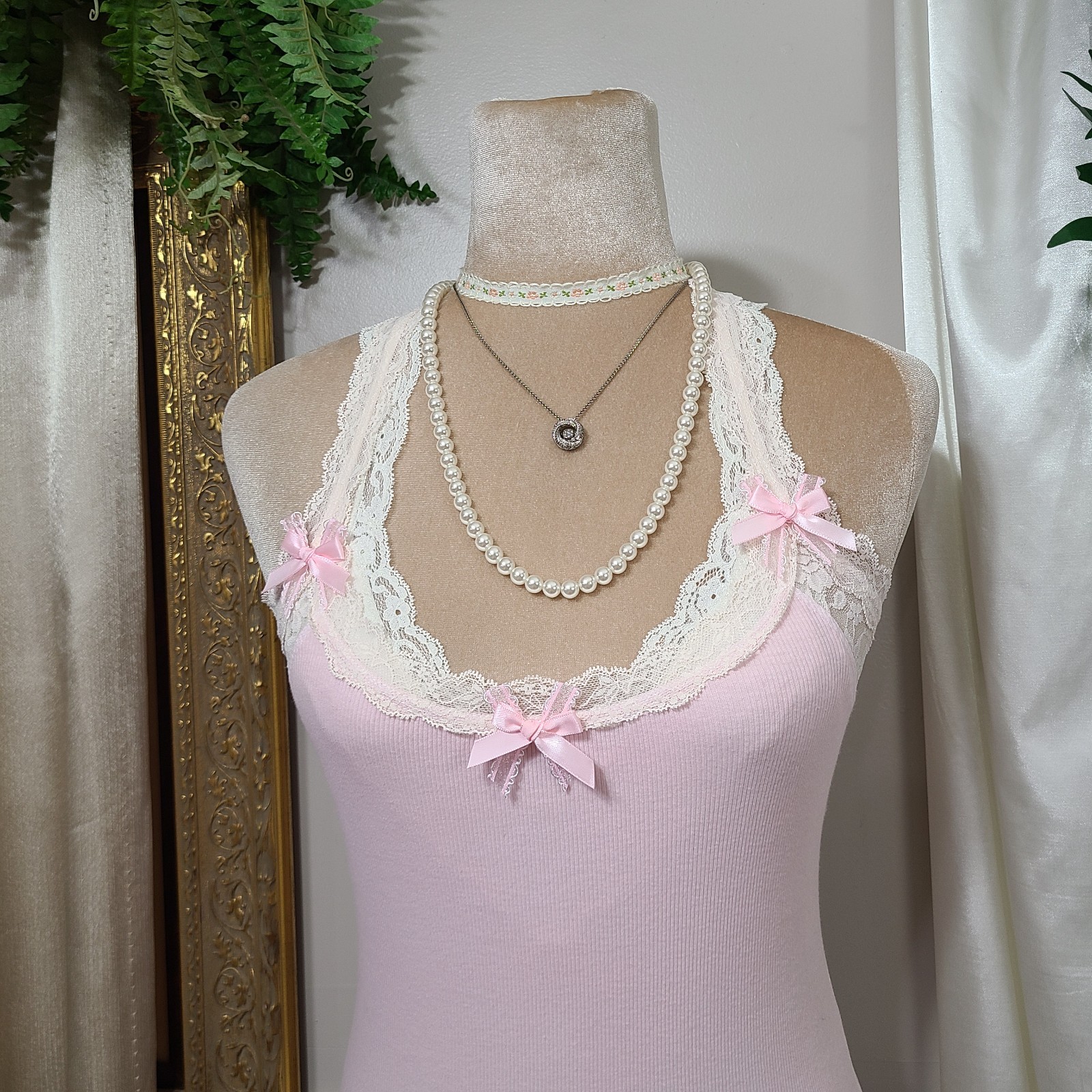♡ Y2K ♡ Abercrombie And Fitch Baby Pink Lace Razorback Cami Tank Top Vintage