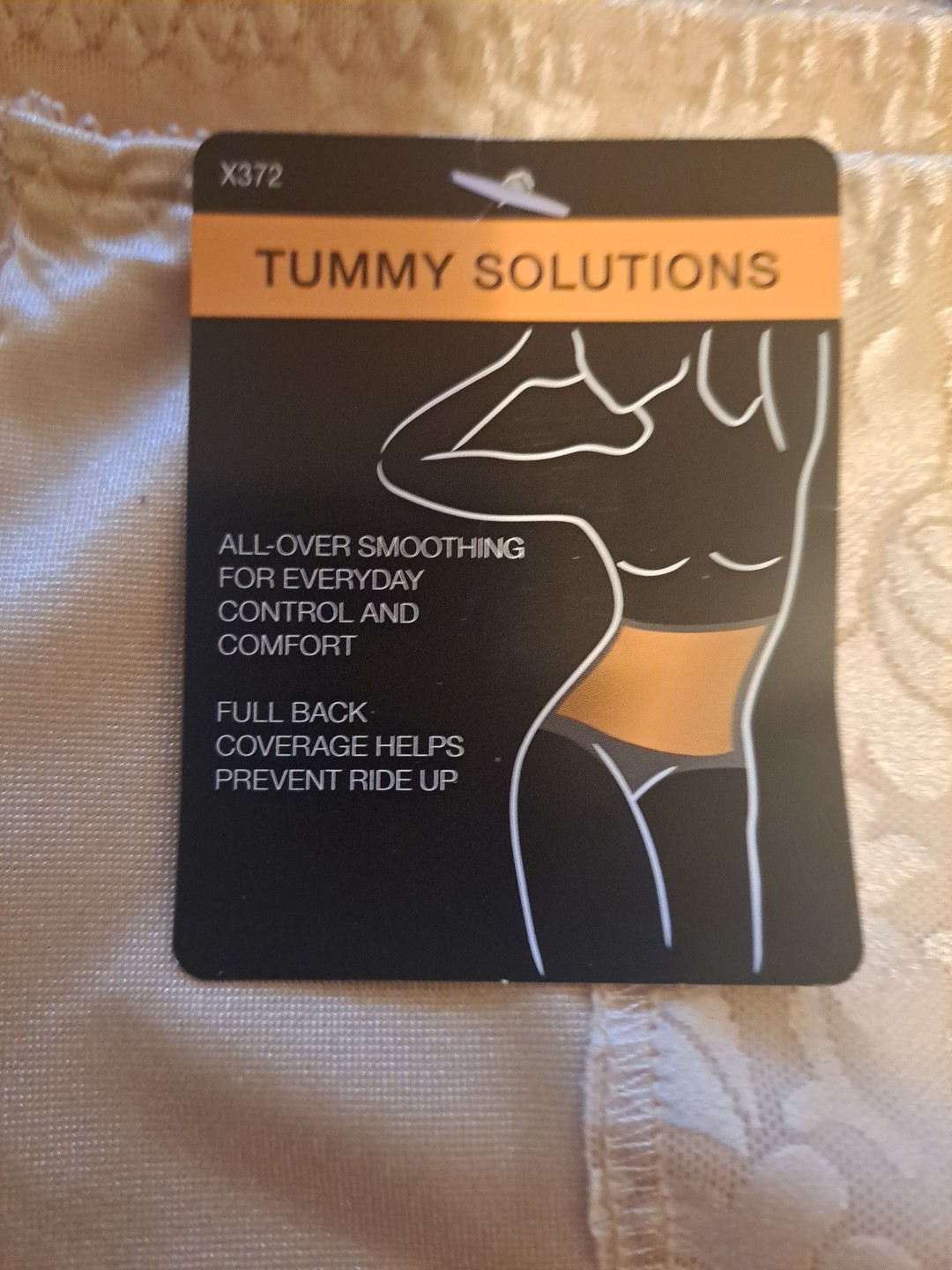 Bali Womens Double Support Light Control DFX372 2 Pk Shapewear Briefs Sz M