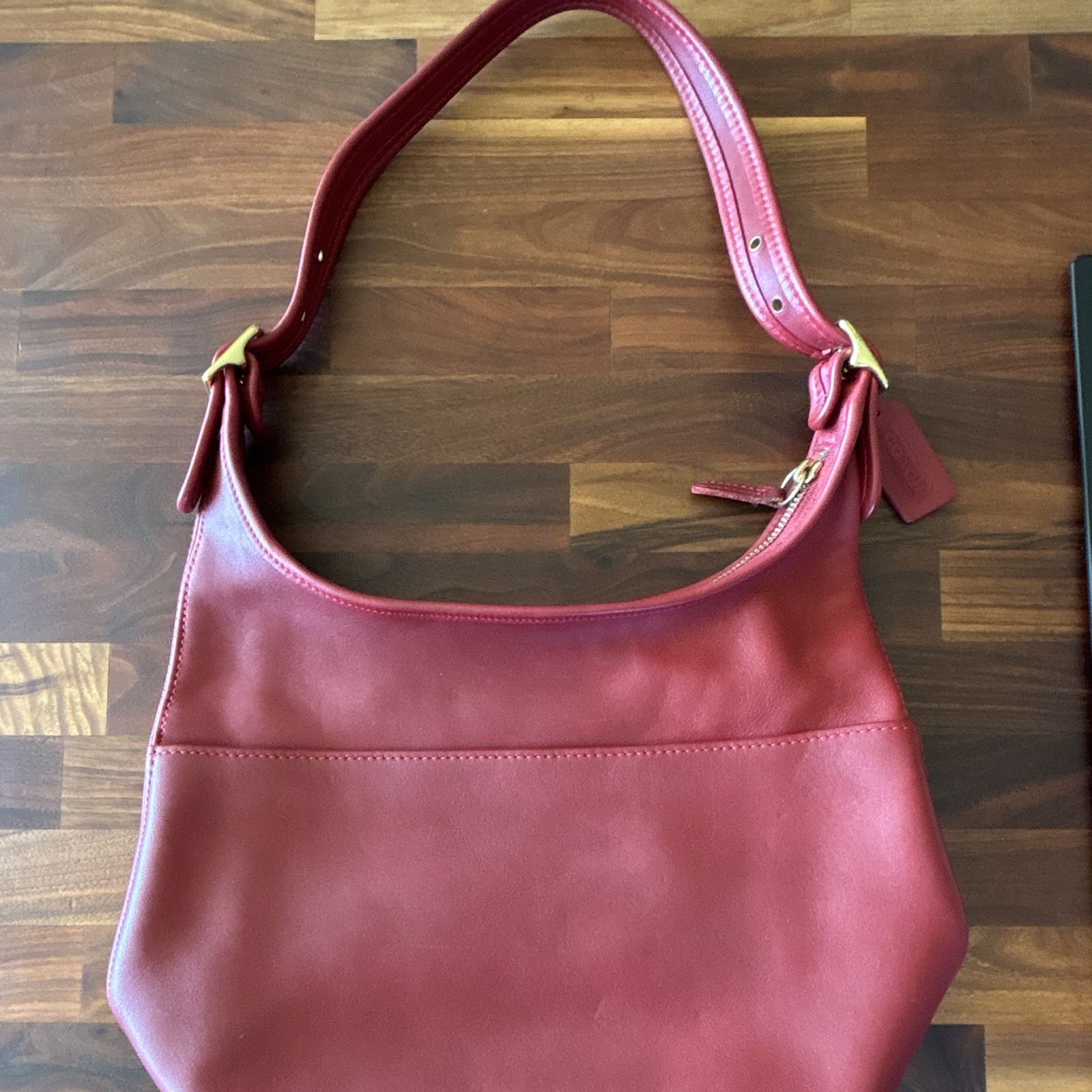 Coach Legacy Red Medium Crescent Shoulder Bag Gold Hardware Lined 9058
