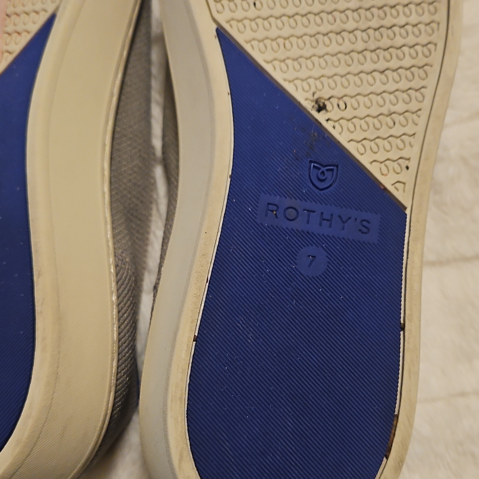 Rothys The Sneaker Womens Size 6.5 Classic Sand Great Condition