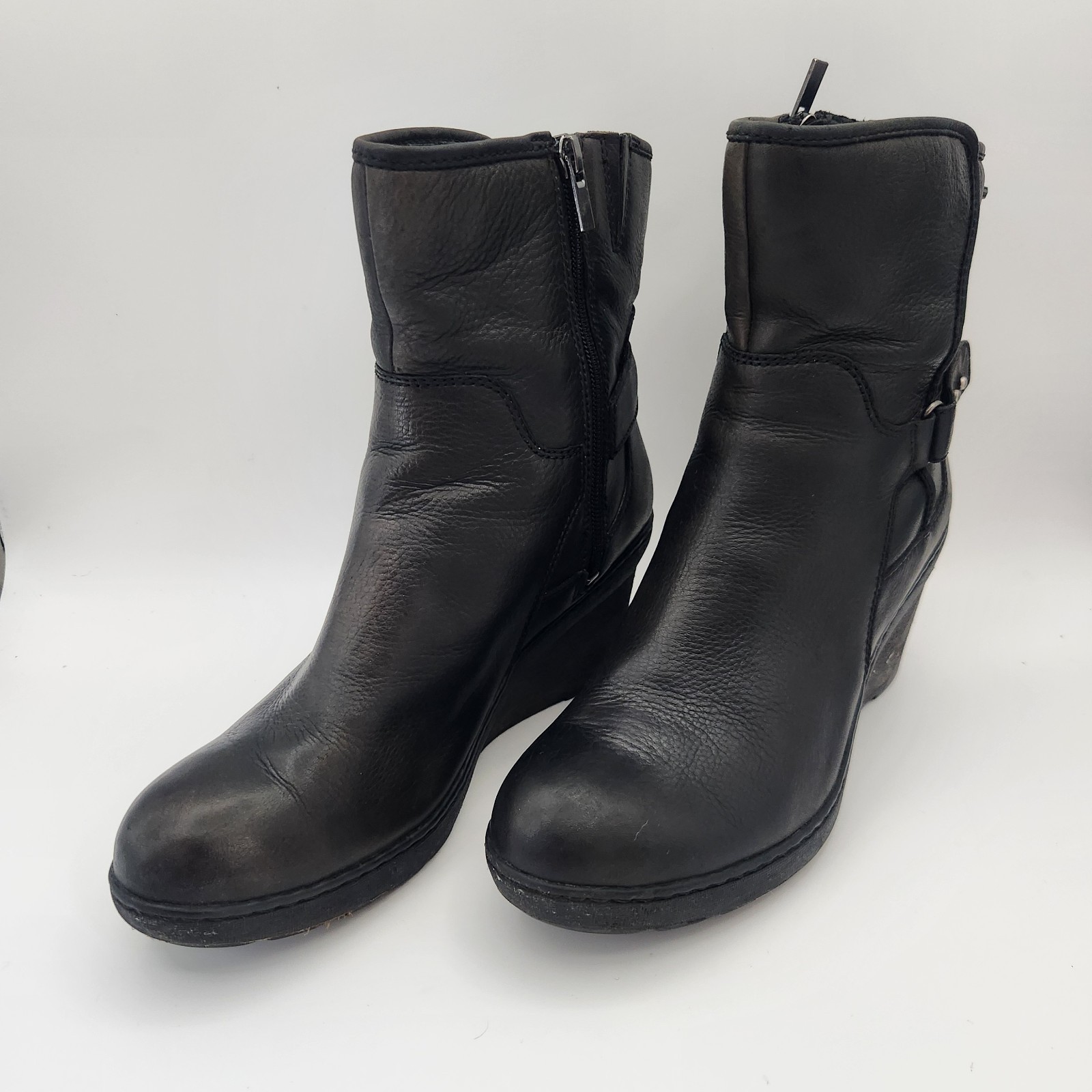 Clark’s Women’s Natira Kit Boots Size 10M Black Leather Upper Wedge Goretex