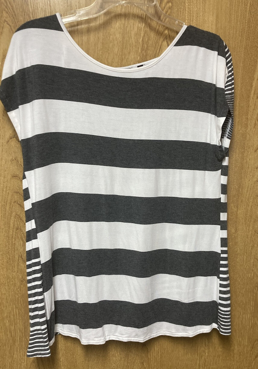 Blue Sacs Fifth Avenue Grey White Striped Cross Over Open Back knit top L 10 12