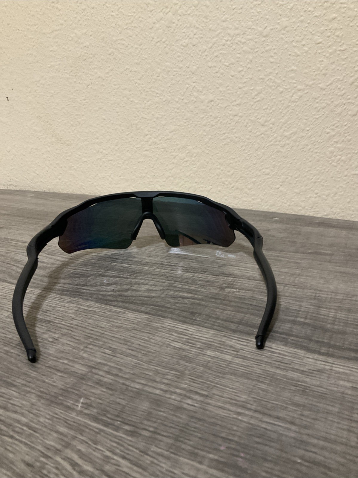 NEW Oakley 009208 Radar Ev Path Men’s Sunglasses Black Frame – Green Prizm Lens