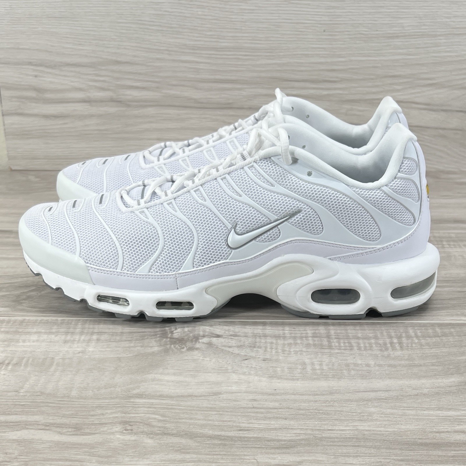 Nike Air Max Plus TN Tuned Triple White Black Cool Grey 604133-139 Men’s 13