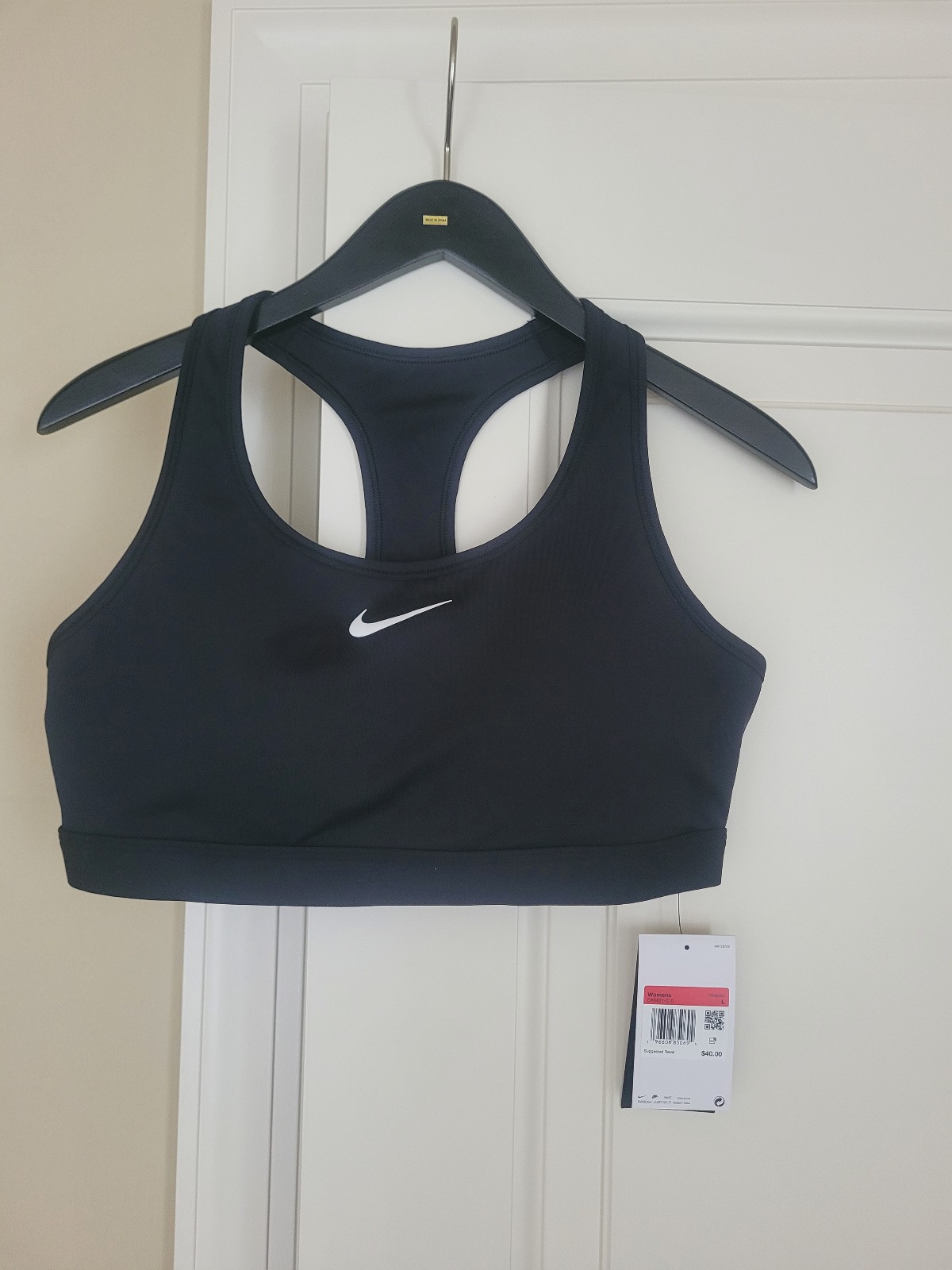 Nike Women’s Padded Sports Bra Size Large (Medium Support) Black MSRP $40
