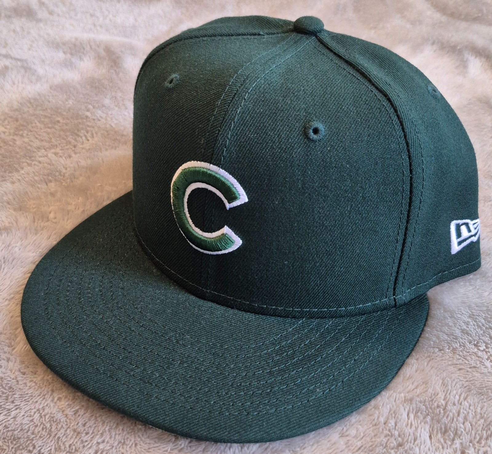New Era 59fifty Chicago Cubs Dark Green Size 7 1/2 Gray Undervisor