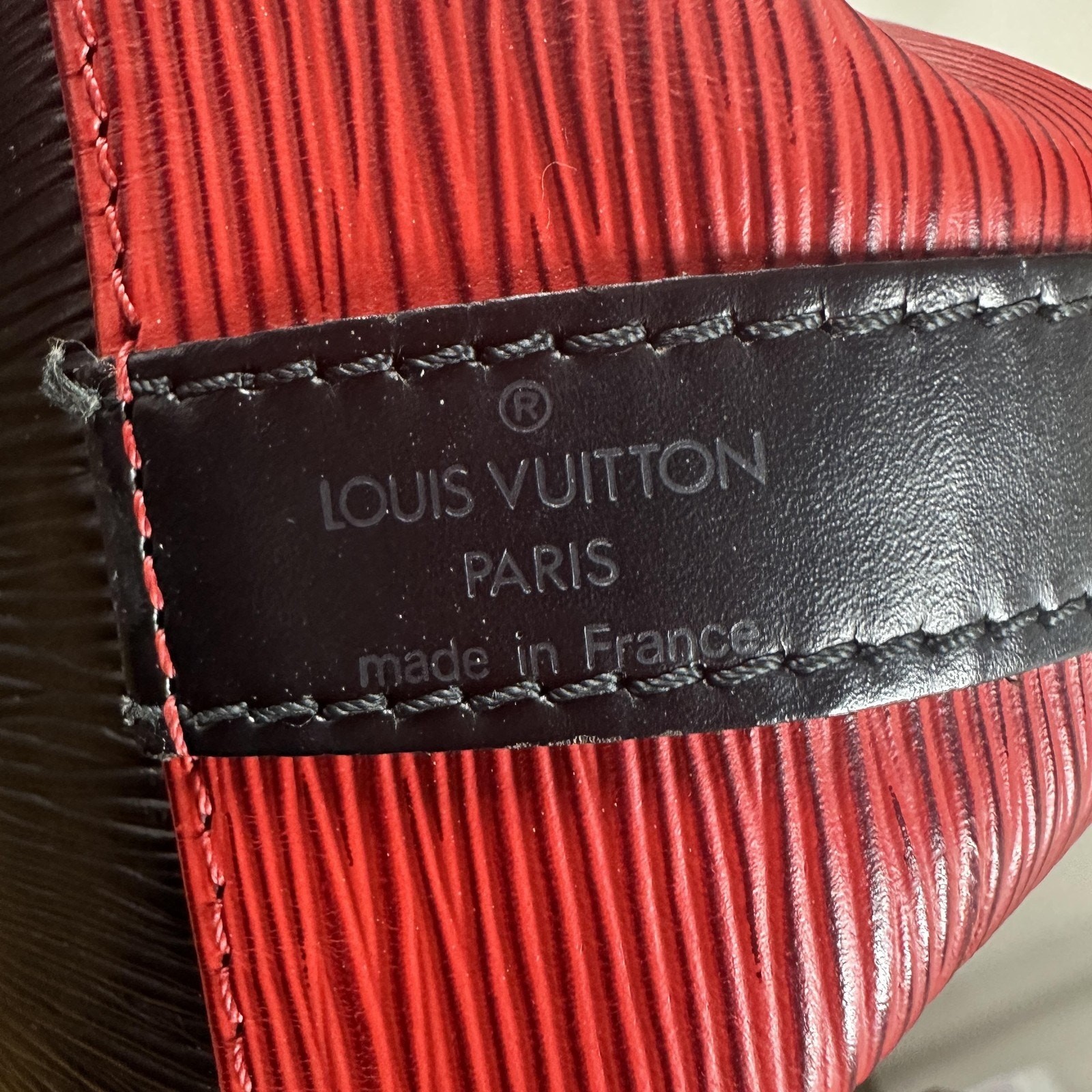 Louis Vuitton Vintage Epi Noe Bucket Bag Womens Medium Red Leather Black Trim