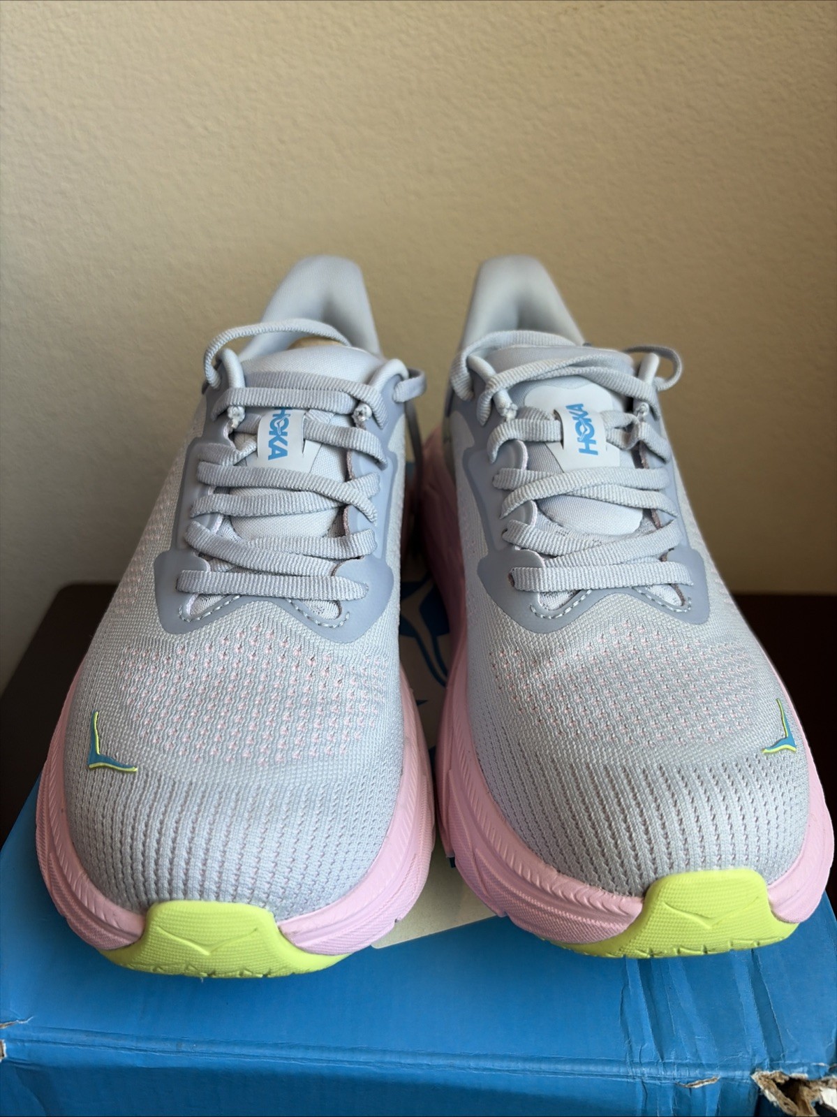 Hoka Arahi 7 Womens Size 6 Wide Gull Pink Twilight Running Shoes Sneakers