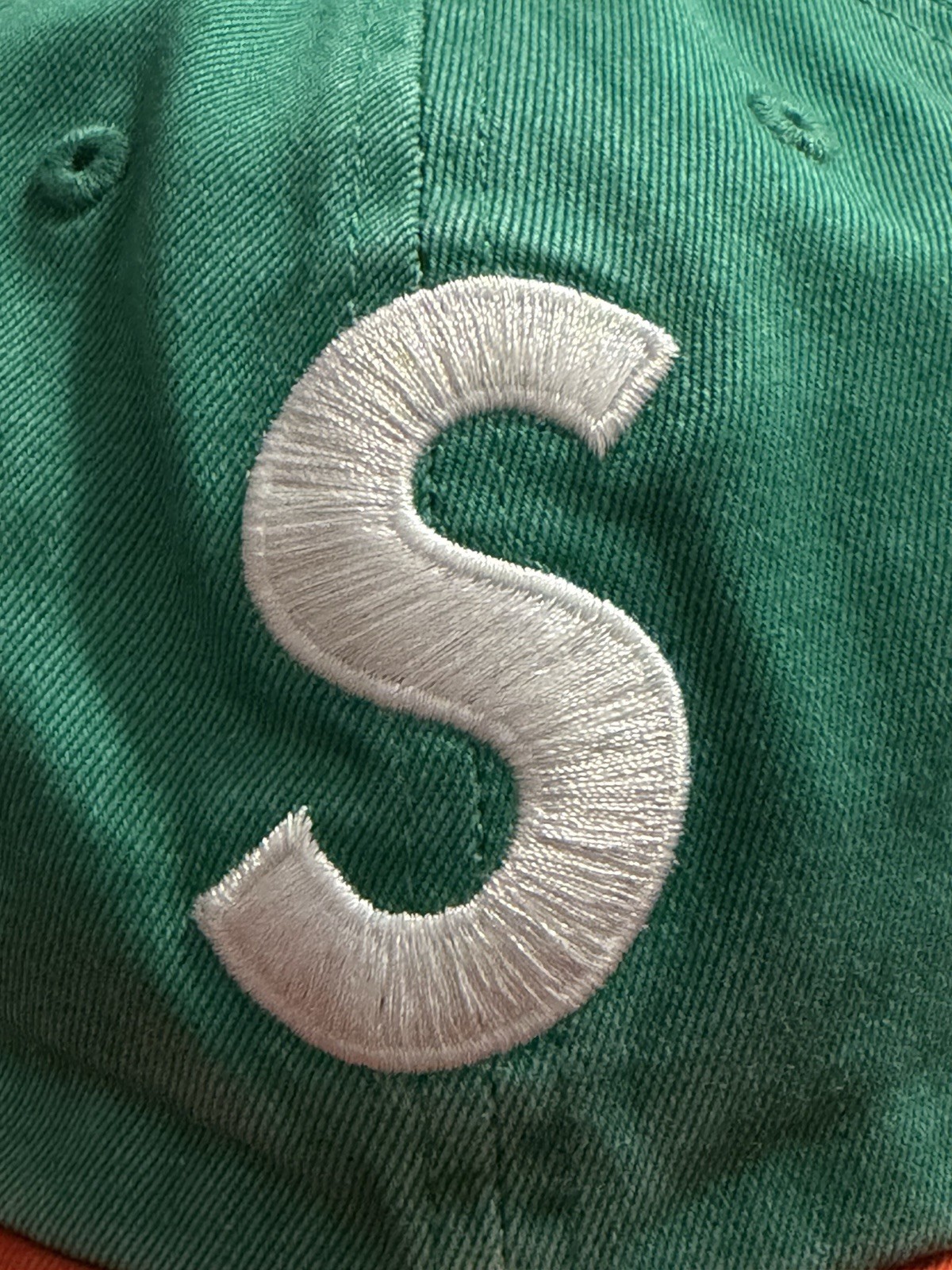 Supreme Pigment Coated 2 Tone S Logo 6 Panel Green FW25 Box Logo Hat Strapback