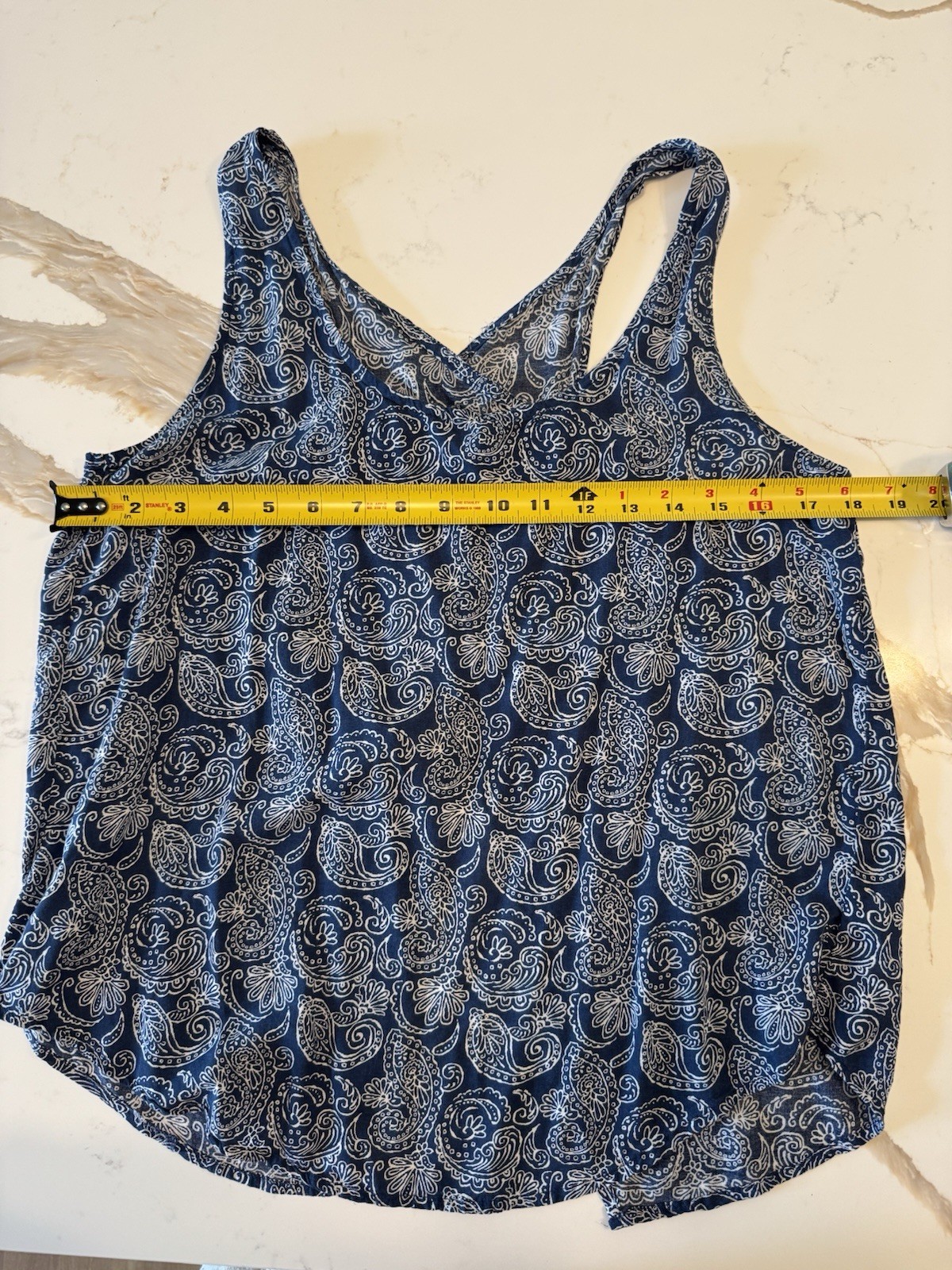 Gap Blue Paisley Cross Back Tank Top Womens S 100% Viscose Sleeveless Boho