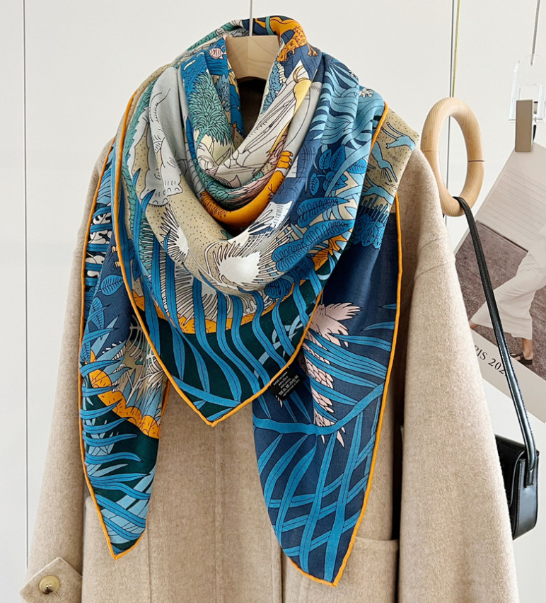 70% Cashmere 30% Silk Wrap Scarf Animal World Print Double Face Print Shawl 53”