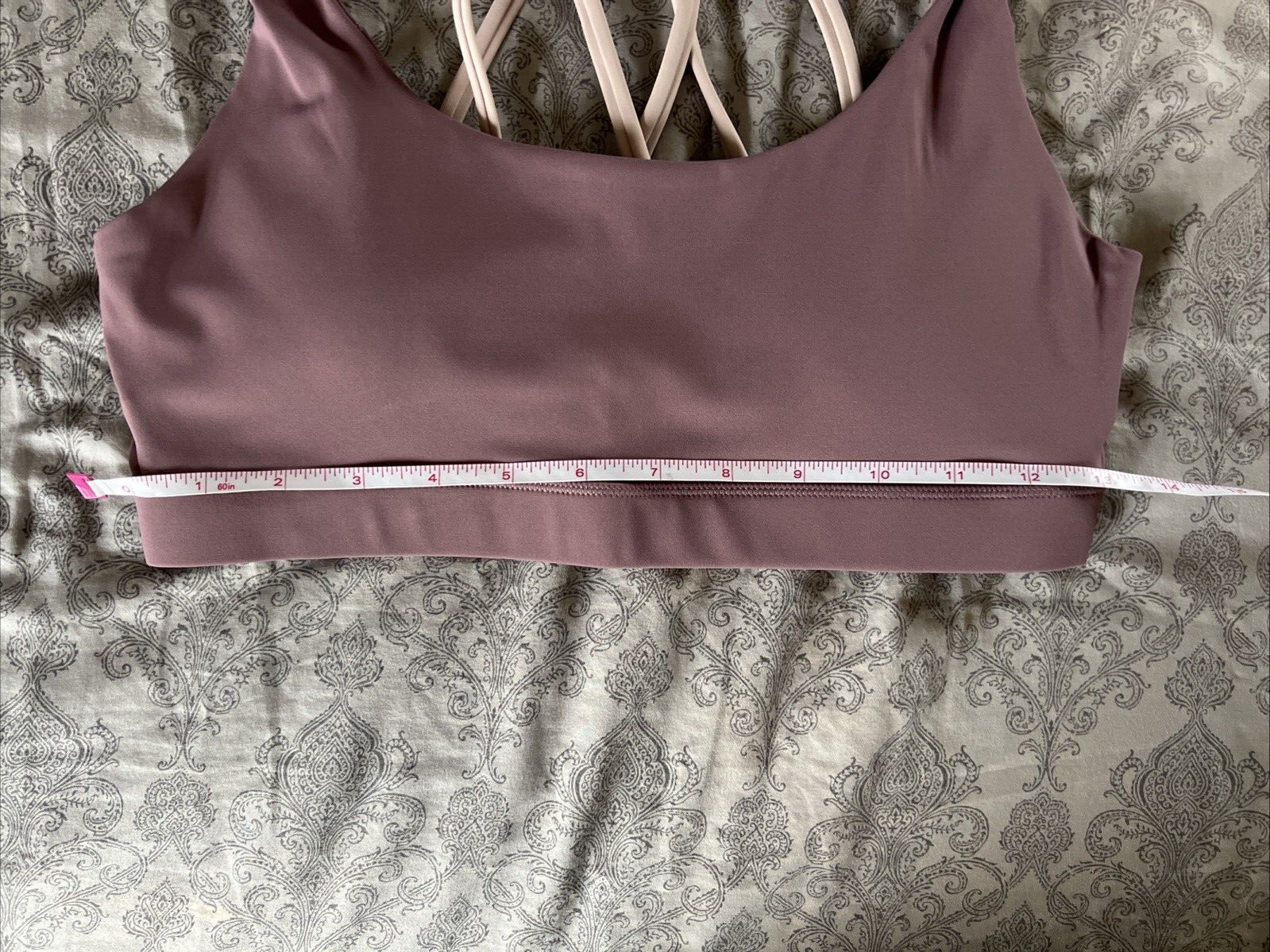 Women’s Criss Cross Sports Bra Medium to High Support Removable Pads