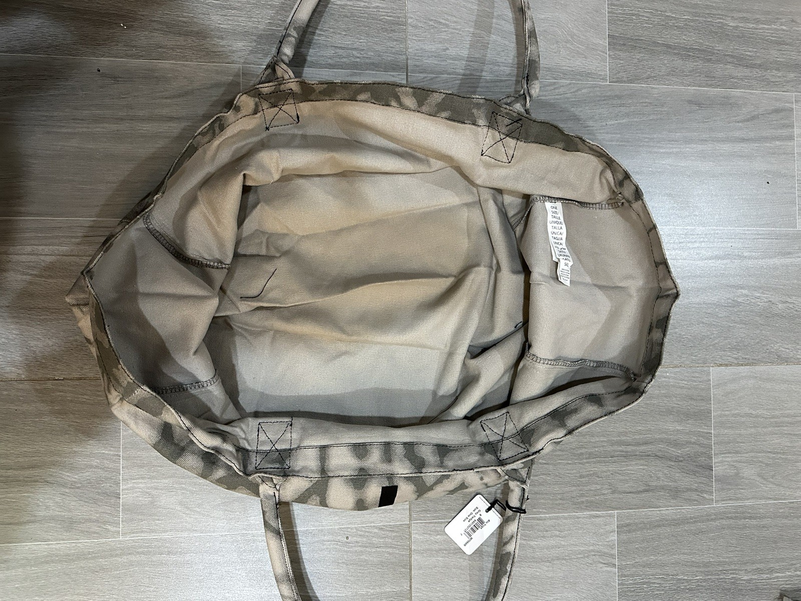 Alo Yoga Tote Bag Large Gray Canvas Tie Dye – Beach / Gym Bag – New with Tags