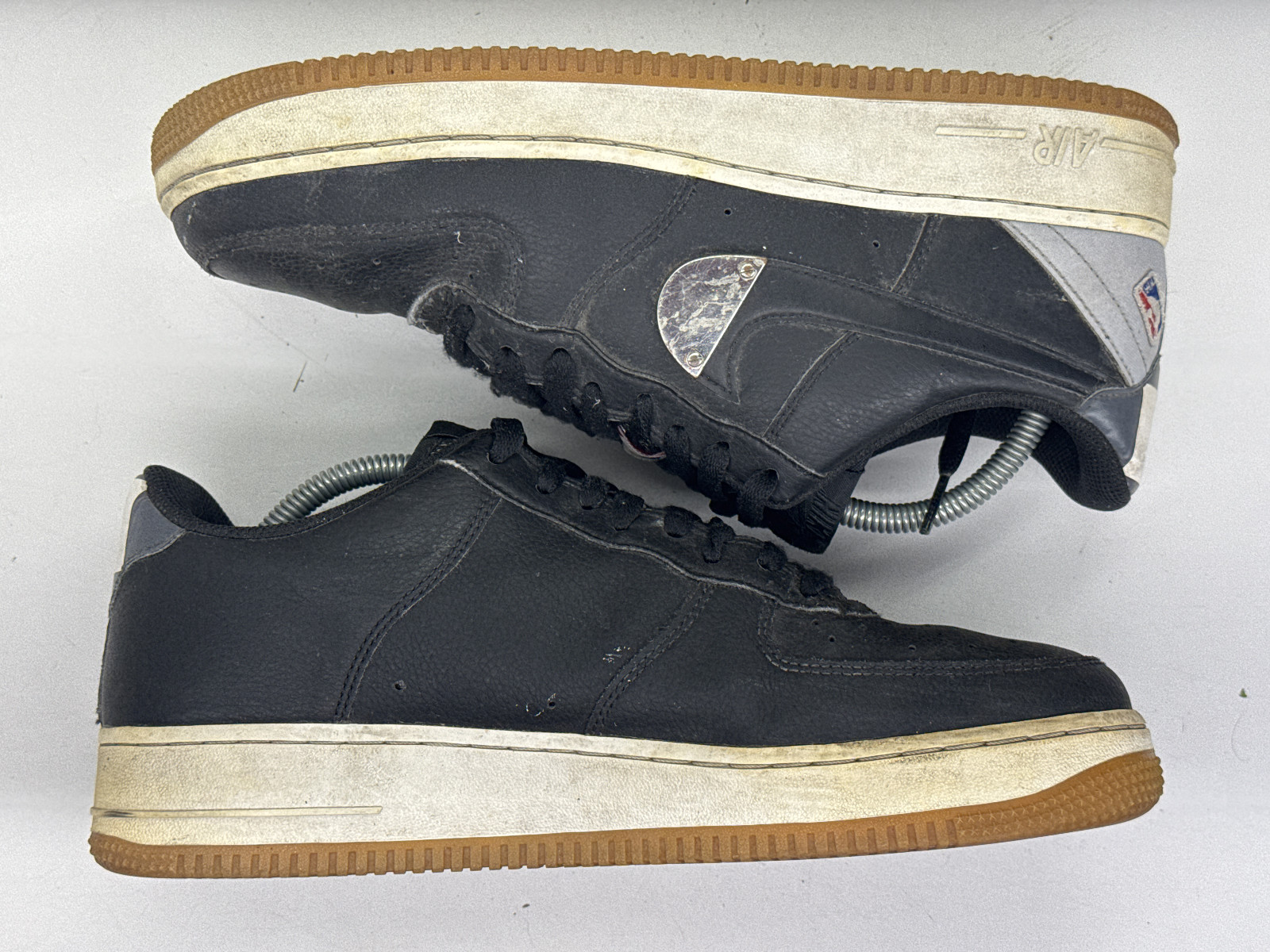 Nike Air Force 1 Low ’07 NBA Pack Black Silver Gum Sneakers CT2298-001 Size 10
