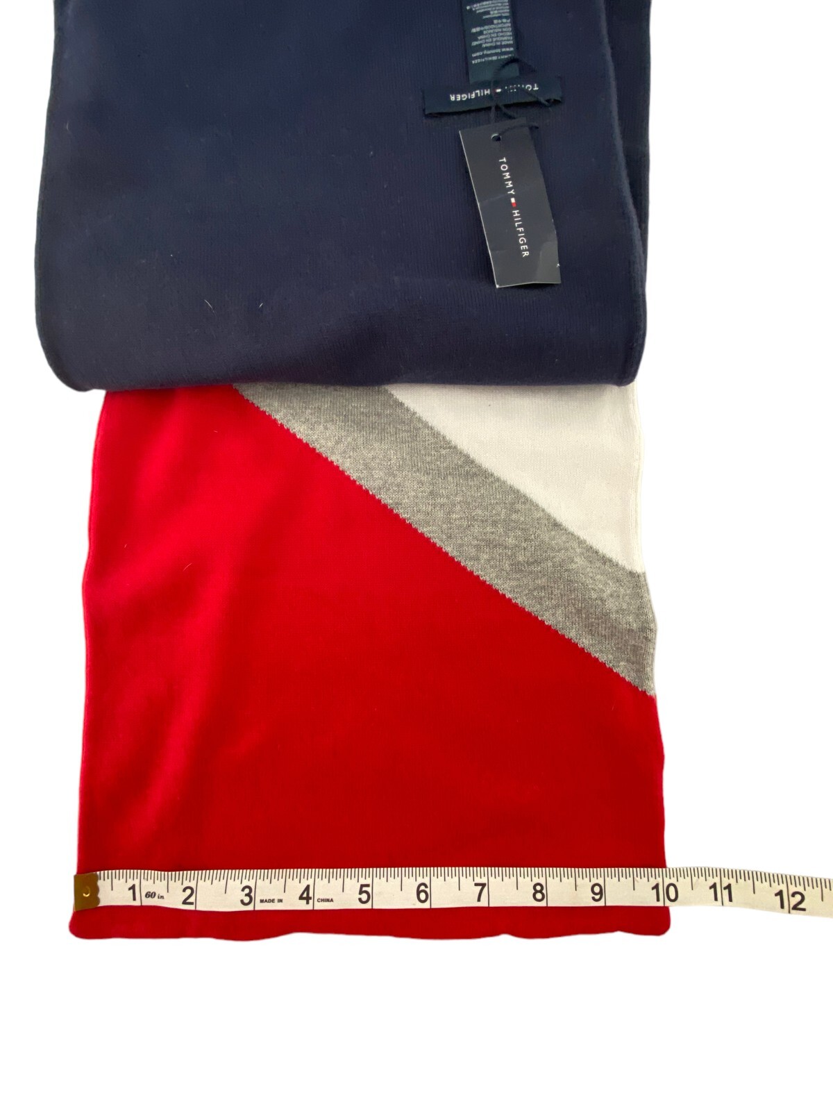 Tommy Hilfiger Winter Scarf Neck Warmer Logo Red White Blue Buyer’s Choice New