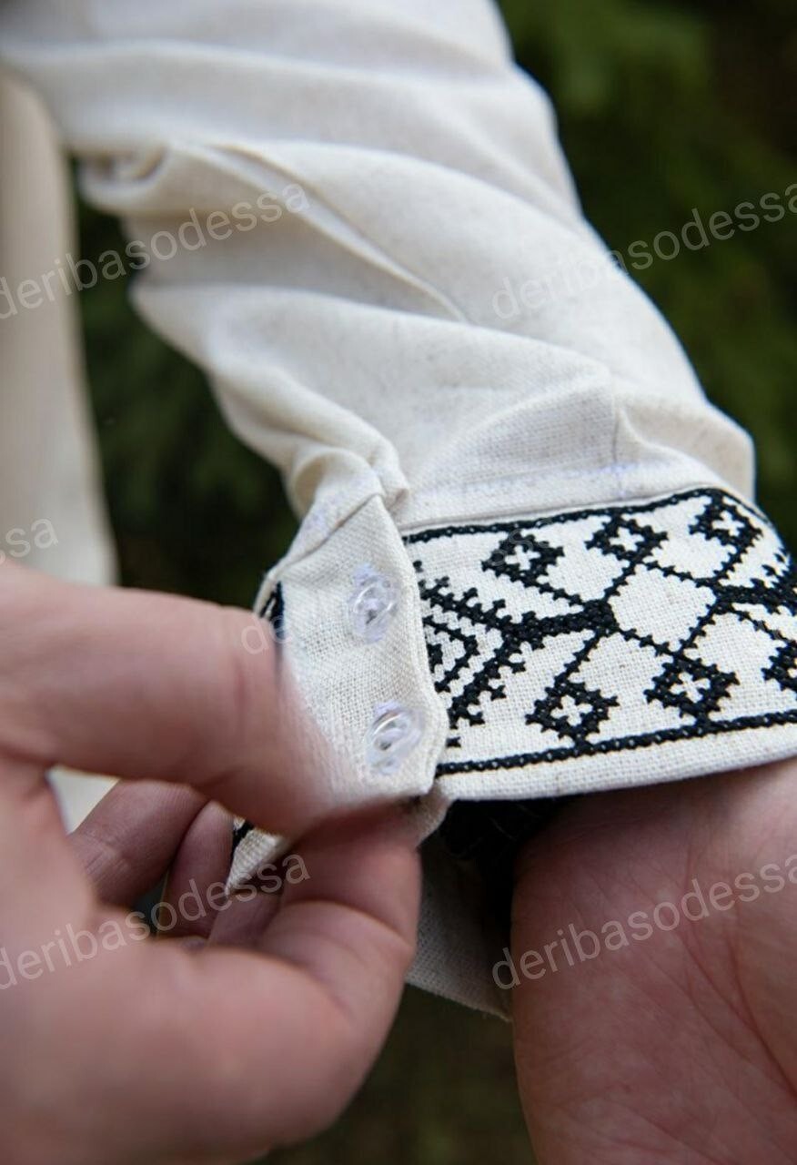 Traditional Ukrainian men’s embroidered shirt Vyshyvanka XS,S,M,L,XL 2XL,3XL,4XL