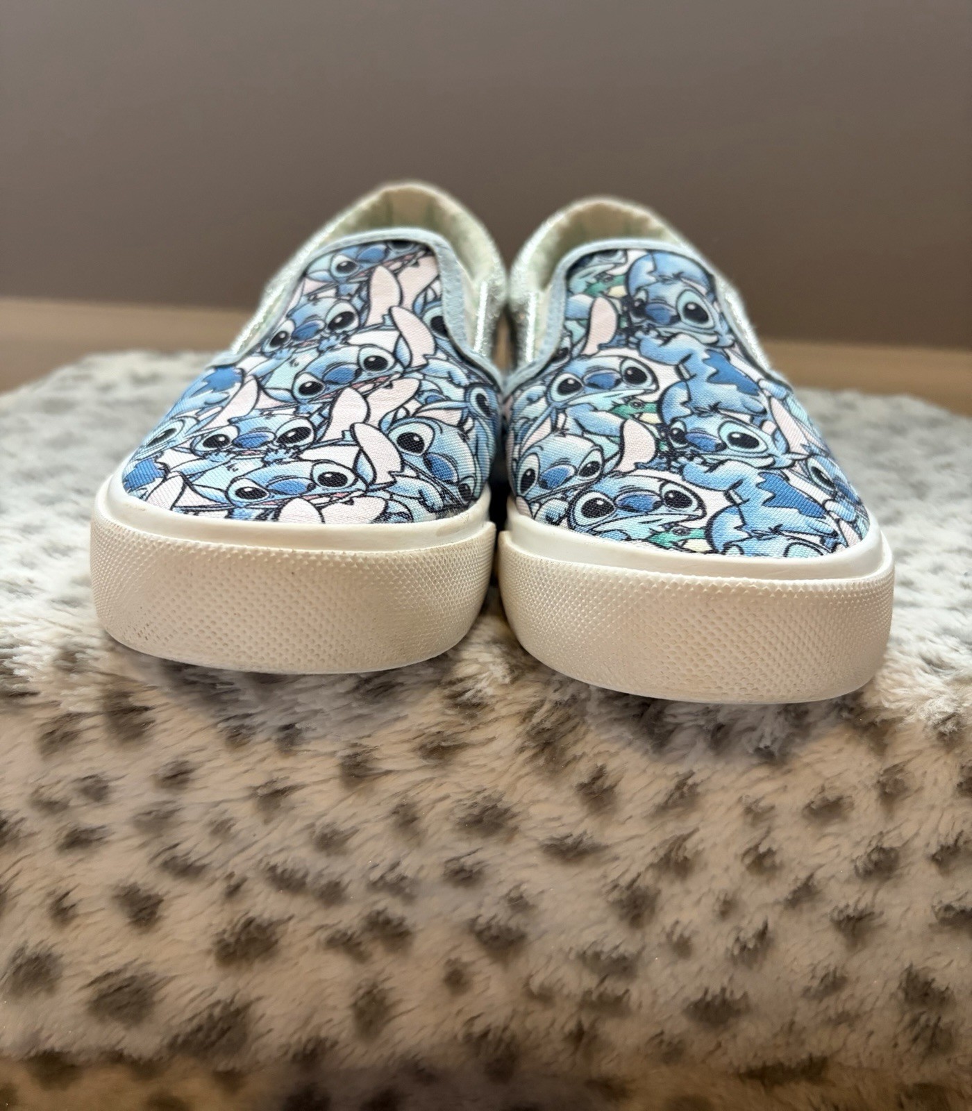 Disney GroundUp Lilo & Stitch Girls Slip-On Sneaker Shoes 1 Glitter Canvas Blue