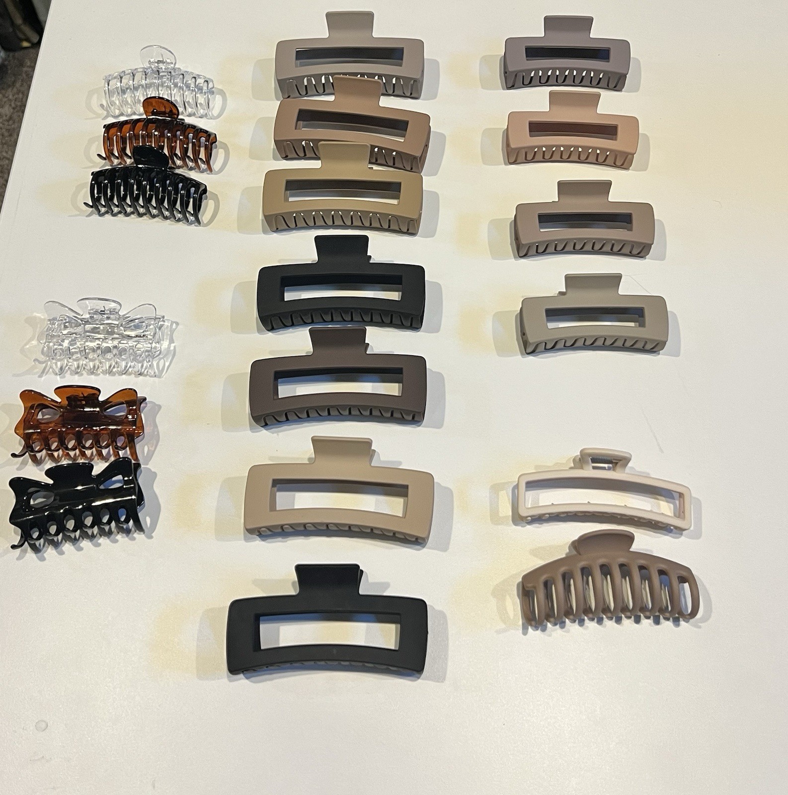 Hair CLips Assortment of 19 Claw Hair Clips, #781