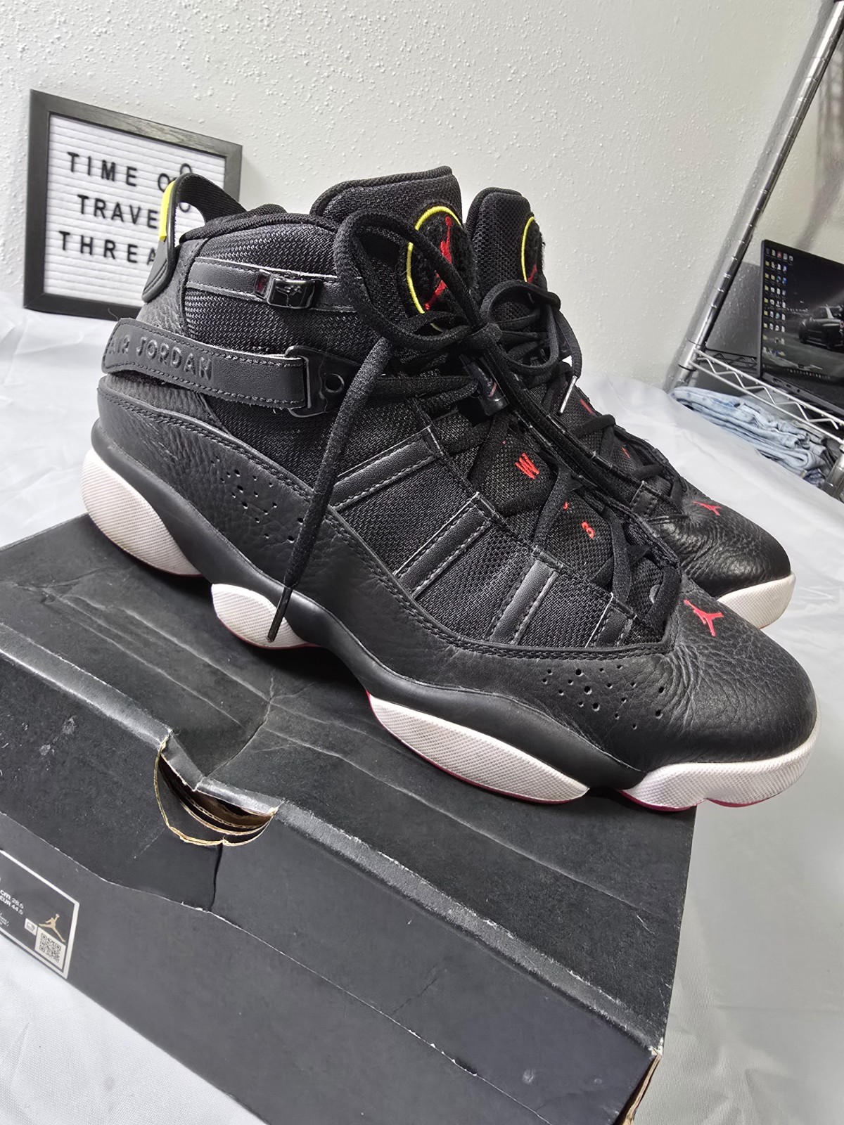 Size 10.5 – Air Jordan 6 Rings Playoffs
