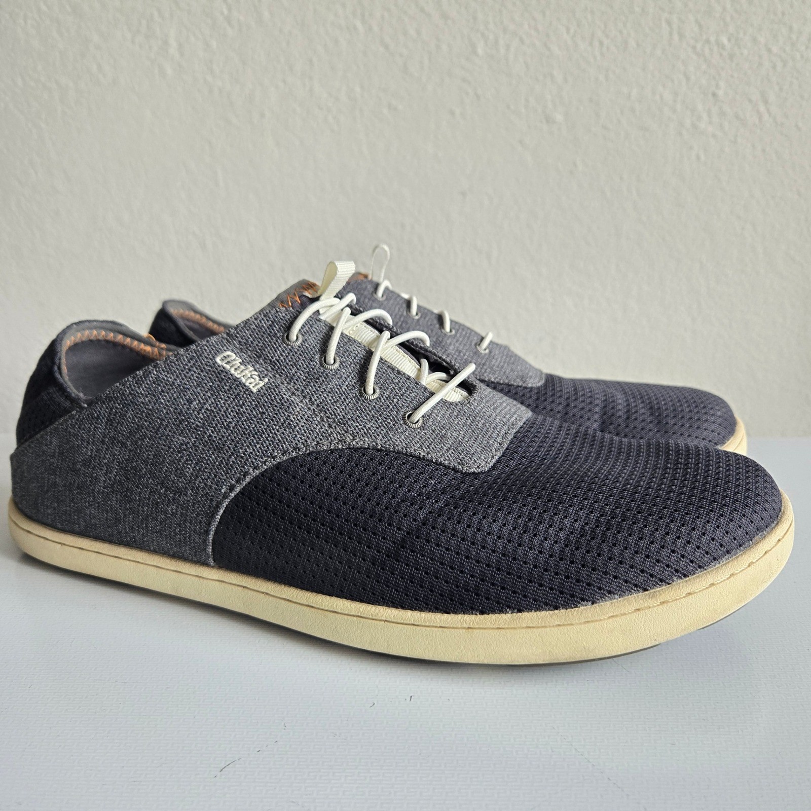OluKai Nohea Moku Mens 10.5 Charcoal Dark Shadow Boat Shoes Sneakers 10283-6C6C