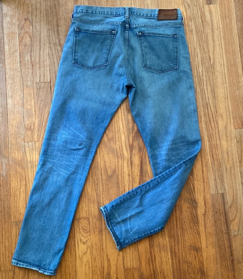 J. Crew Men’s Slim Fit Jeans – Style 484 – Size 34×32