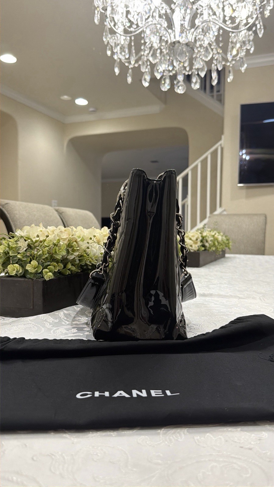 💎✨CHANEL Entrupy Authenticated 💎✨ Black Patent Leather Quilted CC Tote Bag