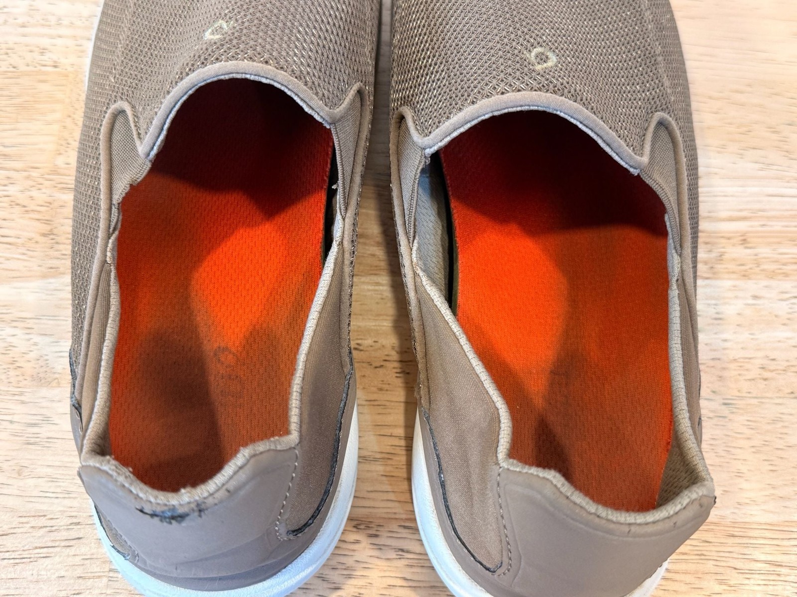 OluKai Nohea Pae Men’s Slip-On Sneakers Size 10