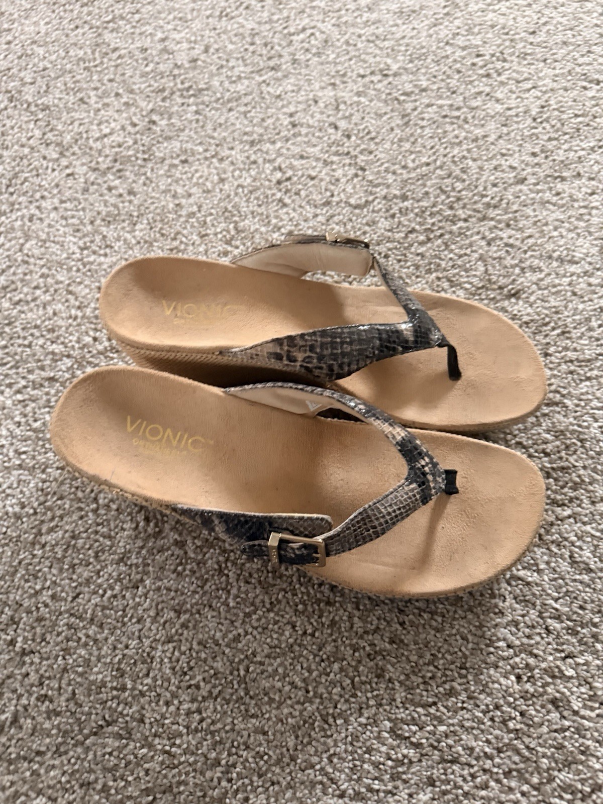 Vionic Women’s Polina Snakeskin Print Wedge Sandals Flip Flop Heal NEW Size 10