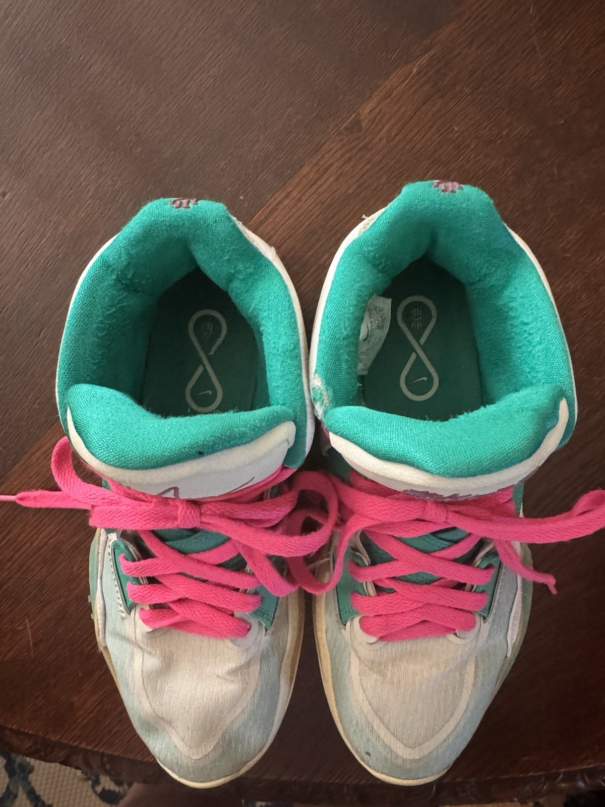 Nike Kyrie 8 Infinity “Keep Sue Fresh” sneakers, US 8