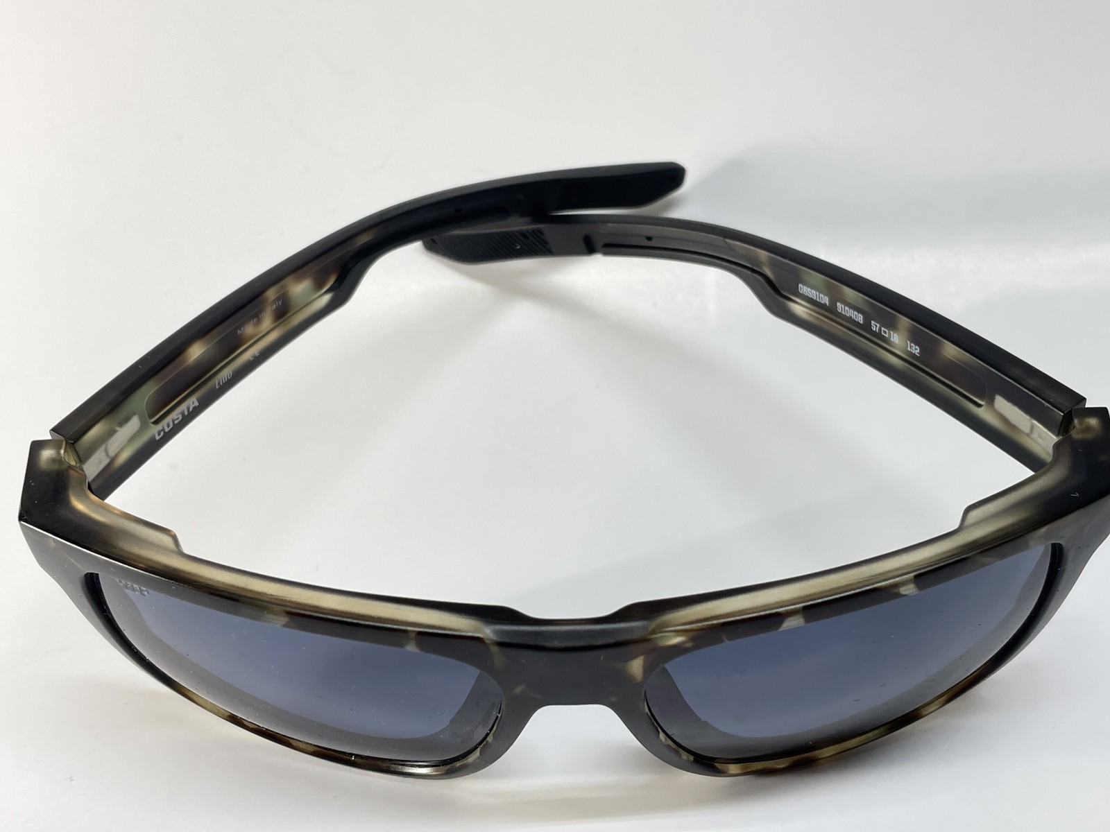 Costa Del Mar Lido sunglasses Wetlands frame Gray 580P plastic lens