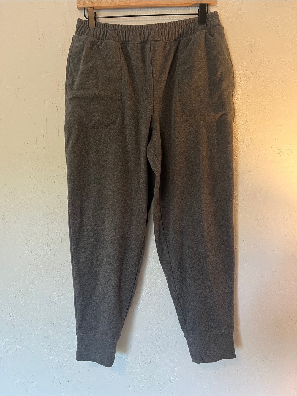Varley Men’s Dark Gray Fleece Joggers
