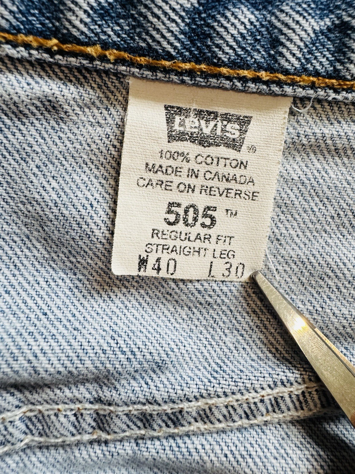 Levi’s Men’s Straight Leg Light Wash Blue Denim Jeans Regular Fit Button Zip