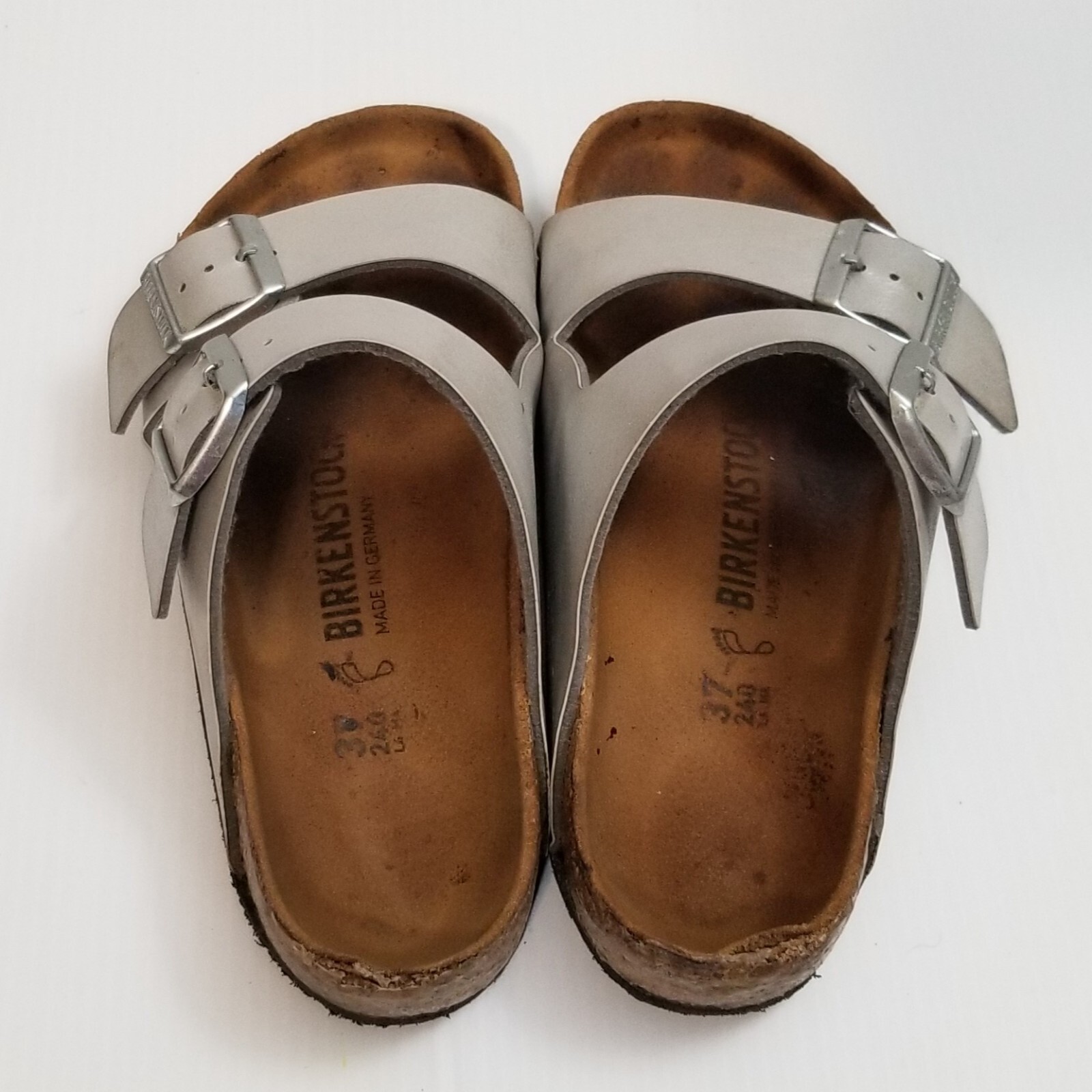 Birkenstock Unisex Arizona BS Metallic Silver SandalsEU 37 Size Men 4/Women 6