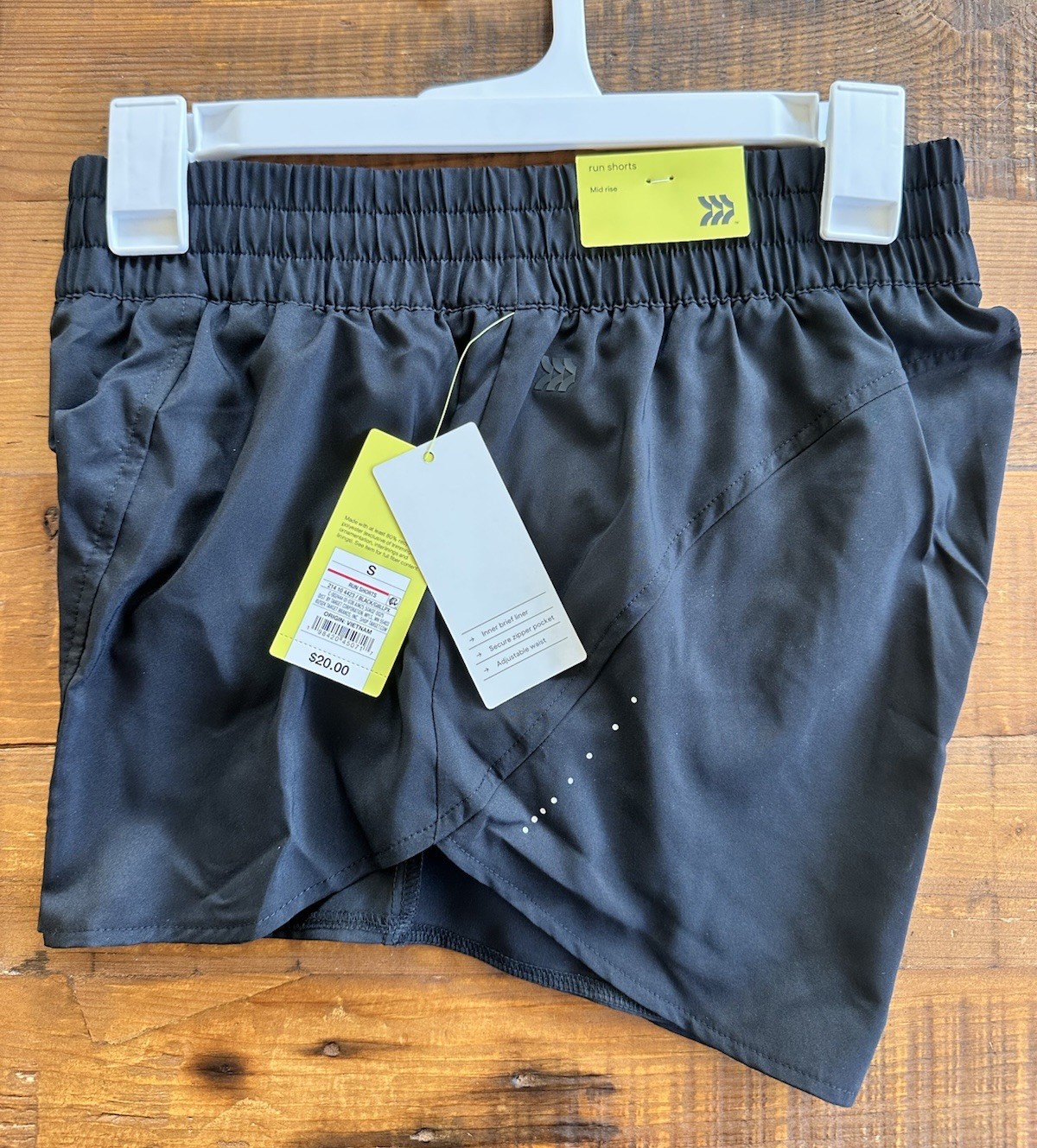 NWT~ All in Motion sz S Black Woven Run Shorts 3″ Mid Rise Light Stretch S17