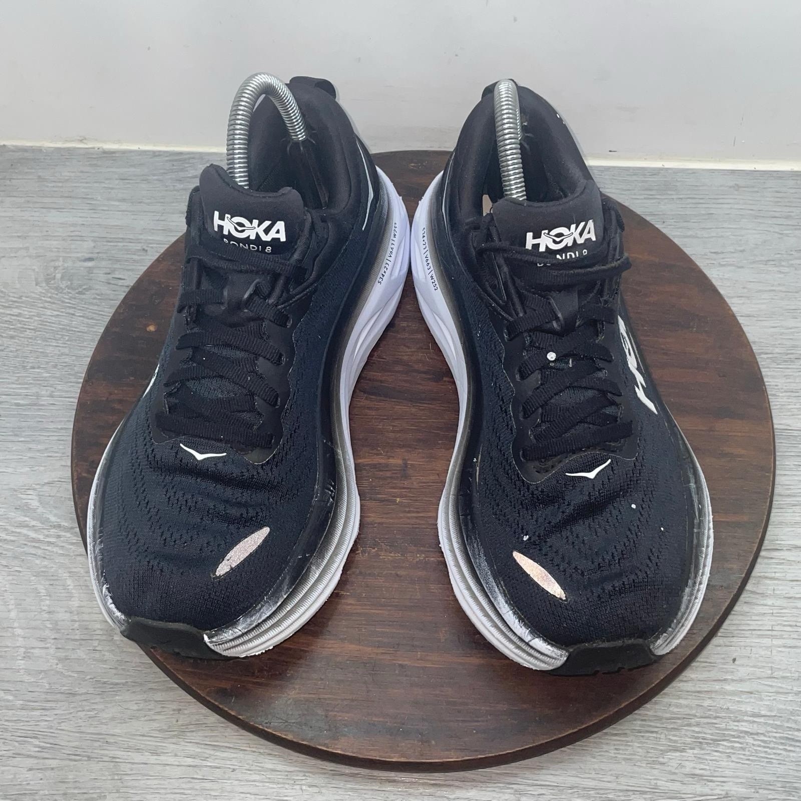 Hoka One One Bondi 8 Womens 8 B Shoes Black White Running Walking 1127952 BWHT