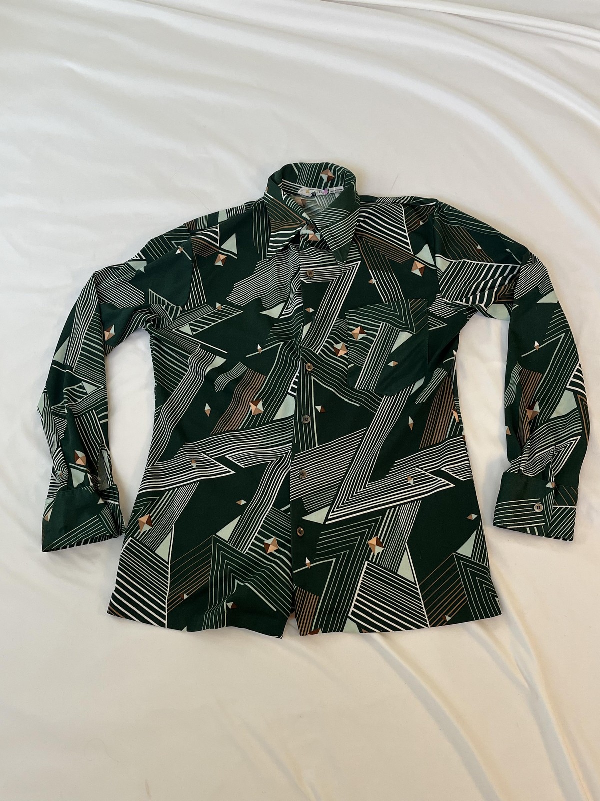 Vintage Disco Shirt M 70s Dagger Collar Long Sleeve Green Geometric Polyester