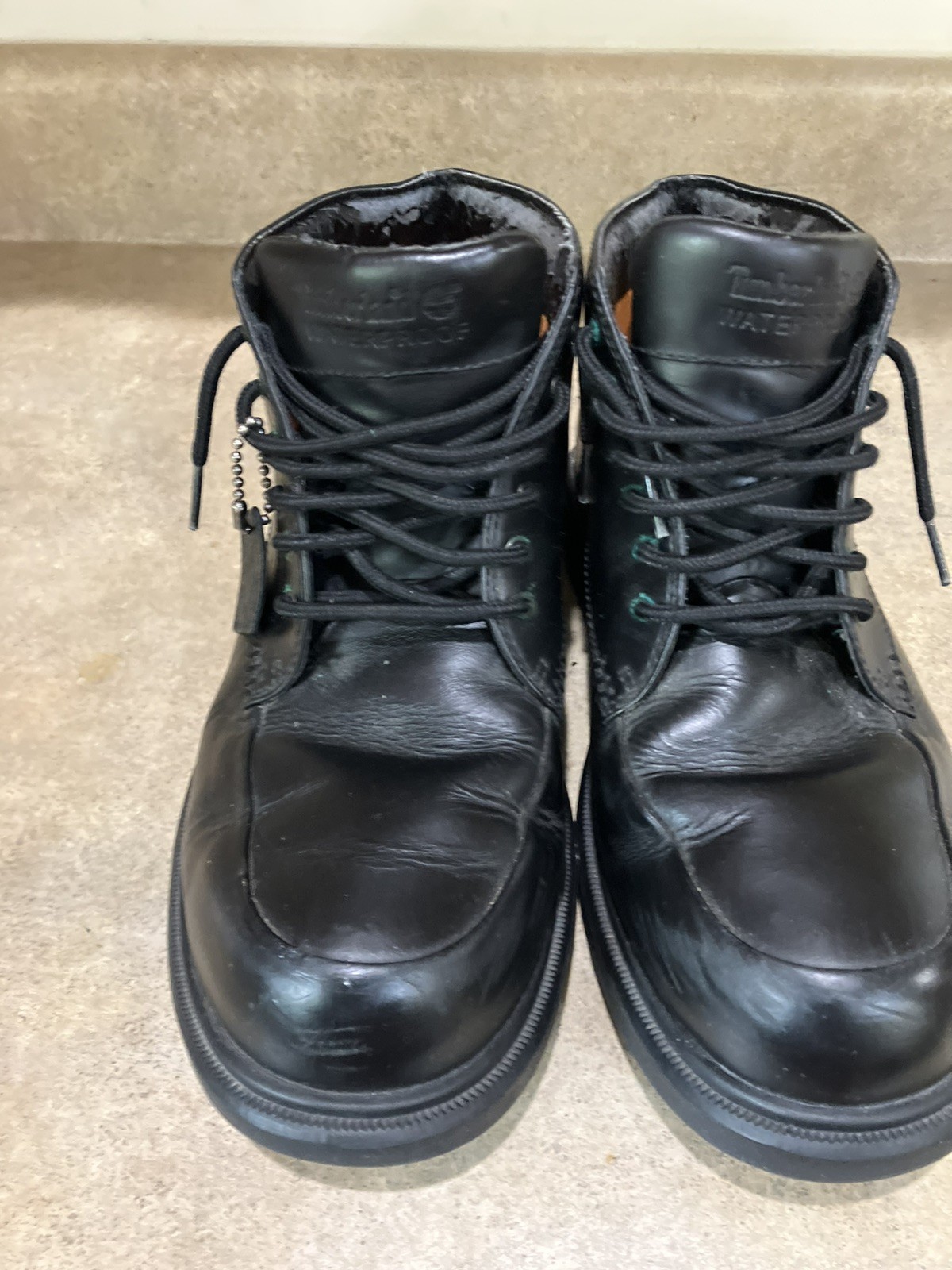 mens black timberland boots size 11 pre owned in fair condition