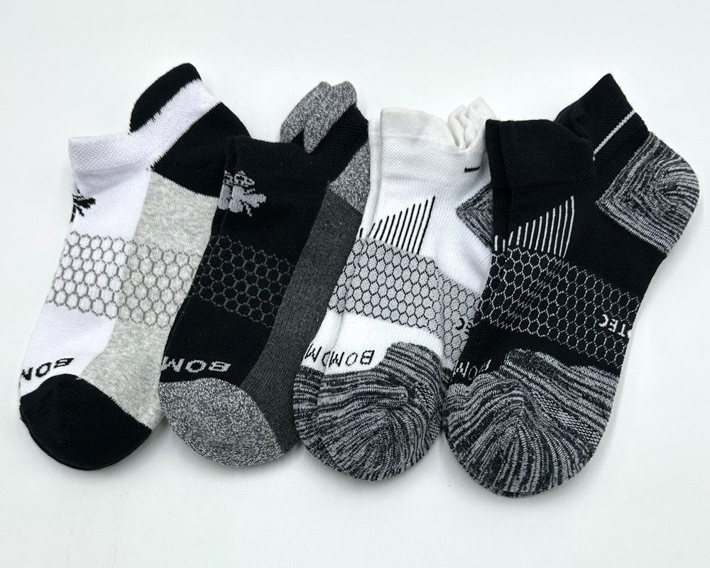 4 pairs BOMBAS Men’s honeycomb Original Ankle Socks Size Med 4 Colors Mix