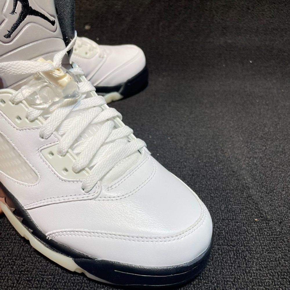 DD0587-110 AJ 5 Retro “White and Black” Men’s Sneakers New
