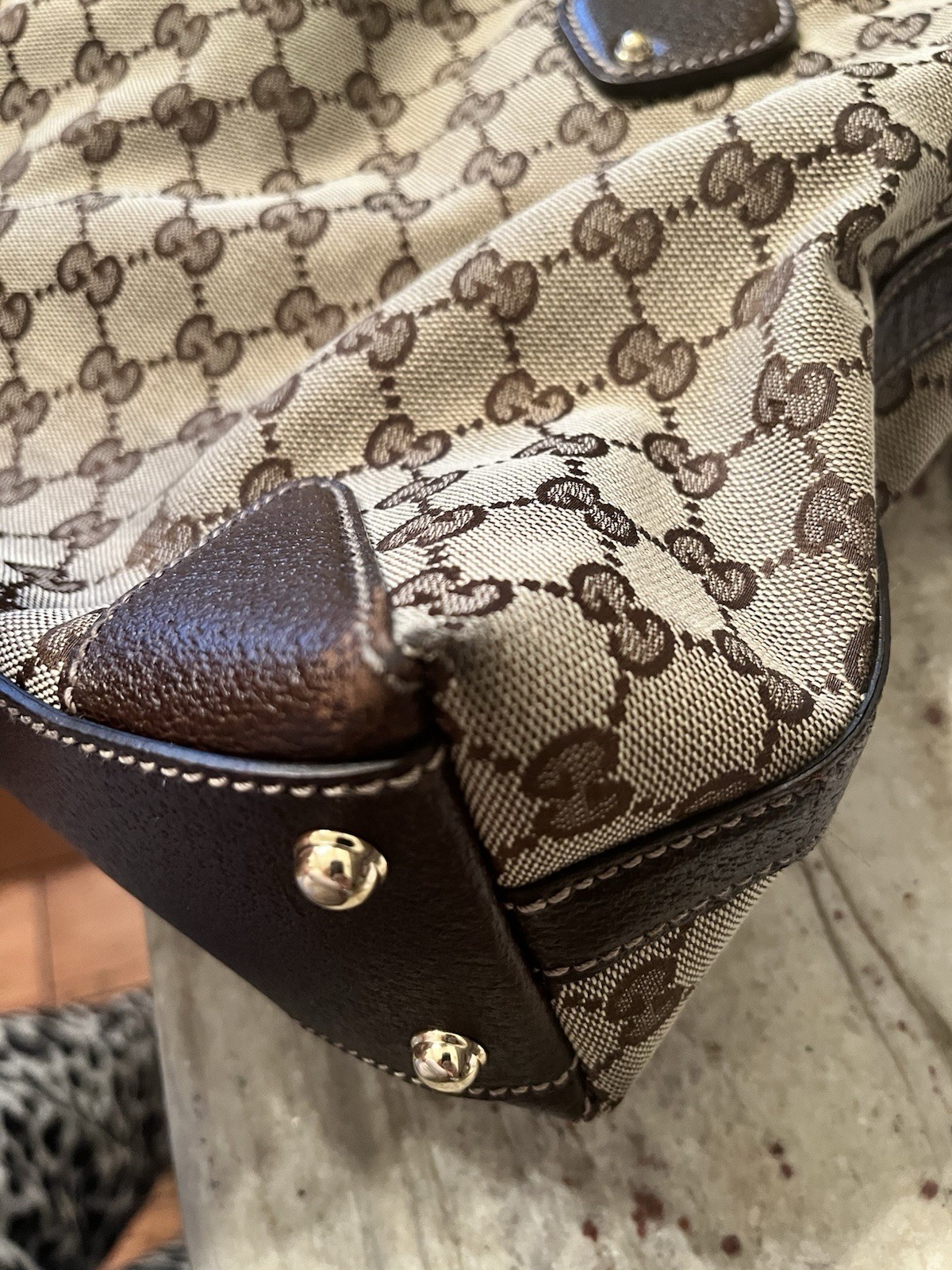 Authentic Small Gucci Canvas Abbey Tote