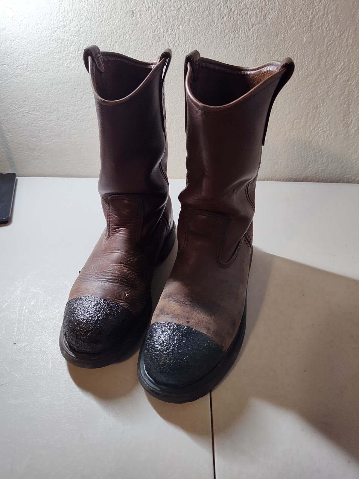 Red Wing Shoes 2231 Slip On Steel Toe Boots w. KG’s Boot Guard – US Size 8