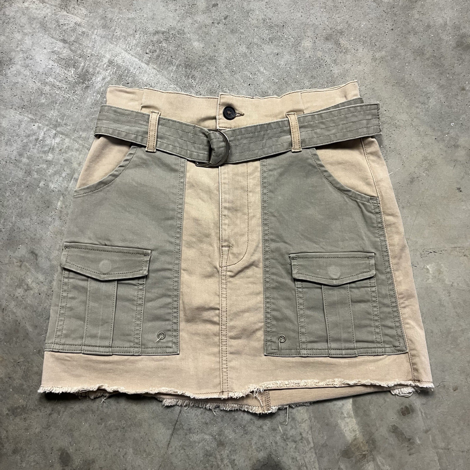 FRAME Paperbag Multi-Tone Skirt Womens Size 24 In Cargo Pockets Canvas SOLD OUT