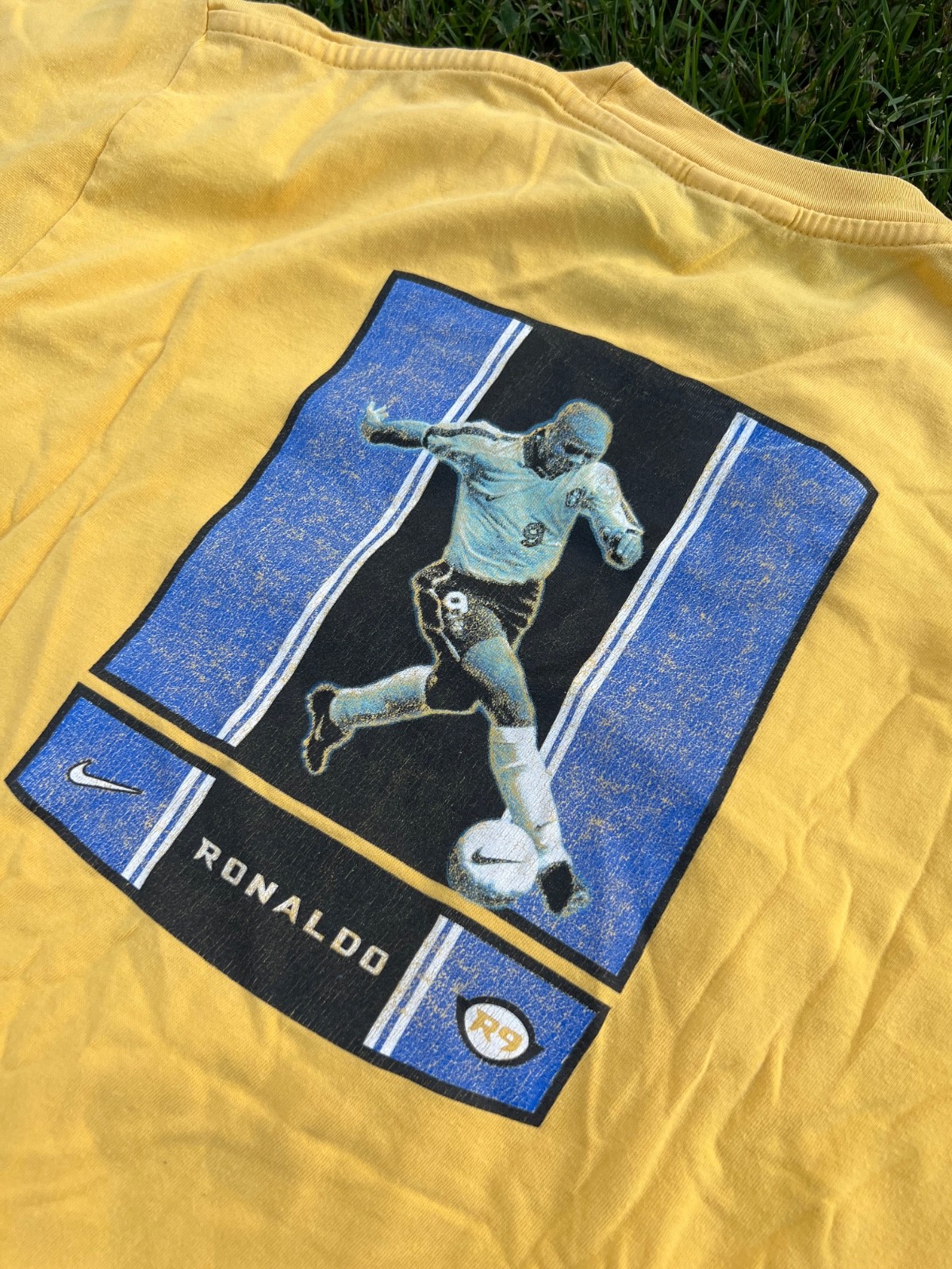 VERY RARE Ronaldo Nazario Brazil Vintage 90s Nike T-Shirt S/M