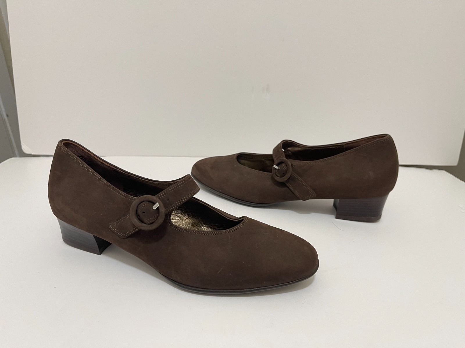 NWOB NEW Theresia Gaby Mary Jane Brown Suede German comfort shoes 5.5G US 7