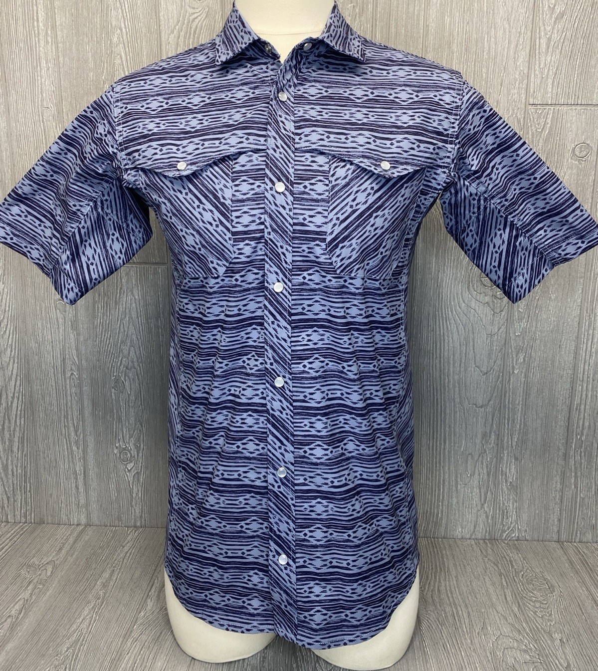 Truewerk Men’s Western Cloud Blue Shirt Short Sleeve Pearl Snap Size Medium